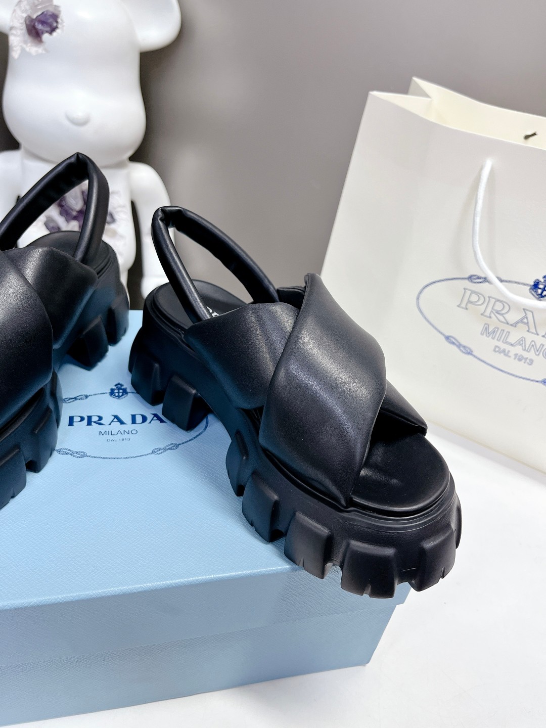 Women's high heels